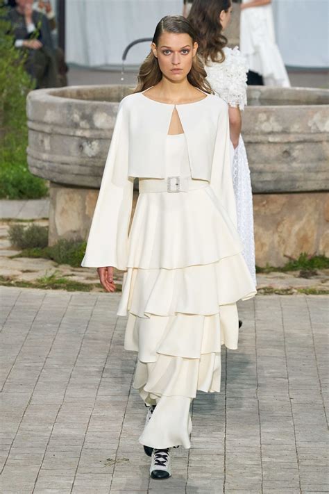 farfetch Chanel vestidos